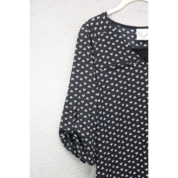 Janet Chung 3/4 Roll Tab Sleeve Blouse-Size 1XL - Picture 2 of 11